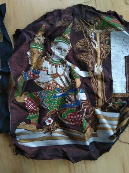 Photo of free Thai prints on silk (Henley-on-Thames RG9) #4