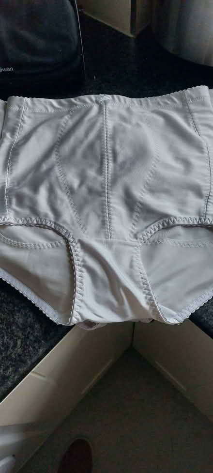 Photo of free Ladies shapewear pants (BT15) #1