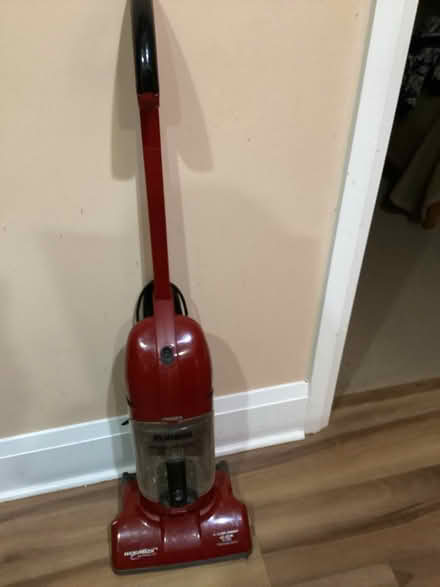 Photo of free Vacuum cleaner (Yonge and Sheppard) #1