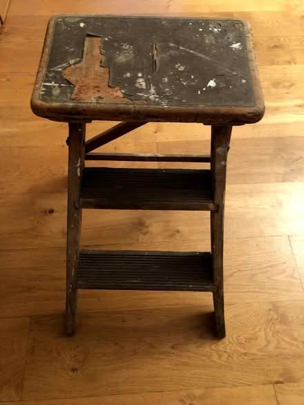 Photo of free Small steps for plants, side table or shelving. (West Hampstead NW6) #2