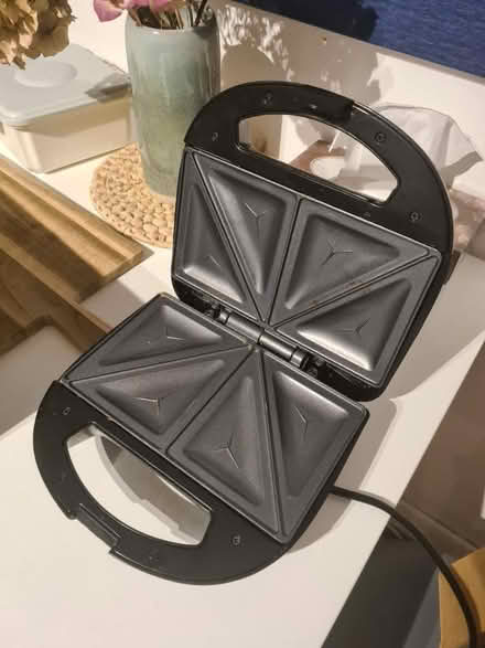 Photo of free Logic Toast and Cheese machine (Stella gardens ringsend) #1