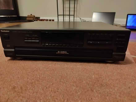 Photo of free Technics cd changer SL-PD867 (RG10 Waltham St Lawrence) #2
