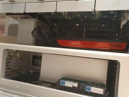 Photo of free MacPro 2010 (Mansfield Road NW3) #1