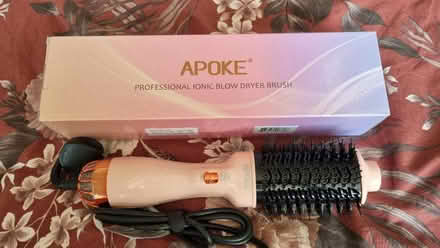 Photo of free APOKE ionic blow dryer brush (Meadows, NG2) #1