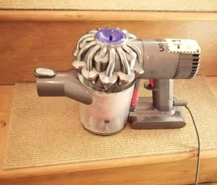 Photo of free Dyson vacuum needs new battery (Potters Bar EN6) #3