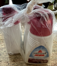 Photo of free 3-Pack Bissell Pet Stain & Odor Cleaning Solution (Waring Station 20874) #1