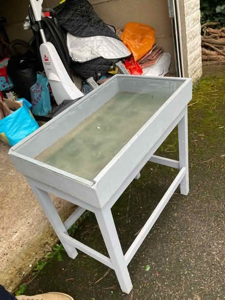Photo of free Glass Display Table (CT2) #1