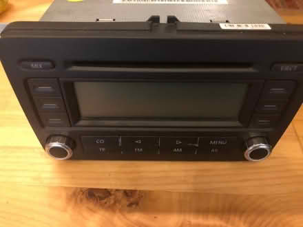 Photo of free Blaupunkt VW RCD 300 radio/CD (Cob Lane B29) #1