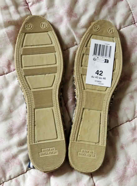 Photo of free Slip-on canvas shoes, New (Arsenal Finsbury Park N4) #2