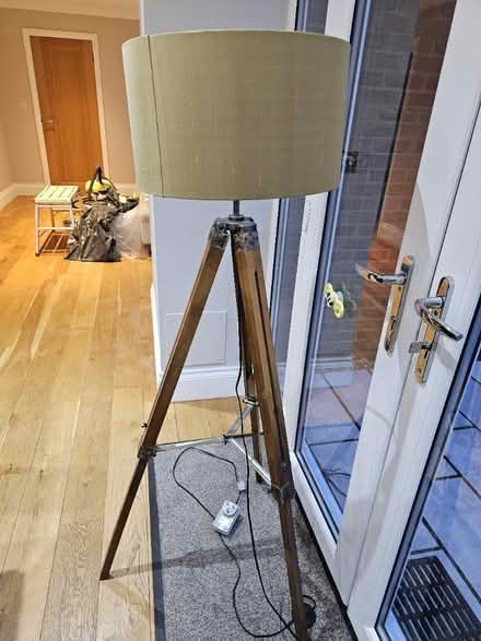 Photo of free Floor lamp (CR8) #1