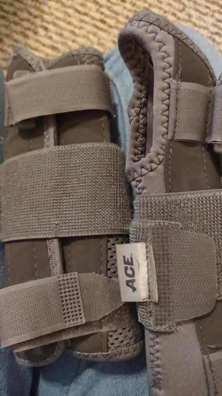 Photo of free ACE brand braces (Rising sun) #1