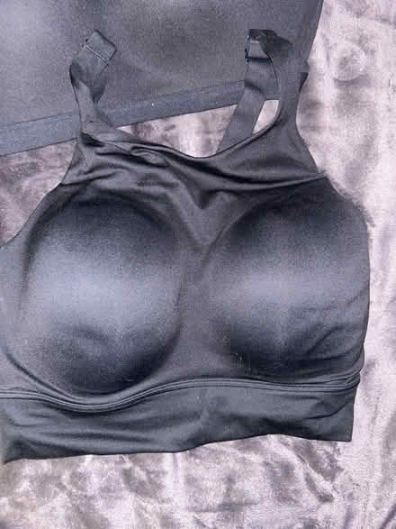 Photo of free Victoriia’s Secert Bras (Sheraden (west end)) #3