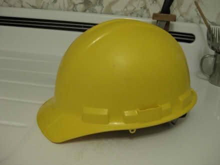 Photo of free Hard hat for safety/construction (Vanier) #2
