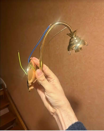 Photo of free wall light fitting (islington N1) #1