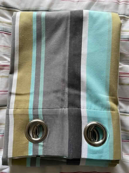 Photo of free Pair of curtains, 180cm drop, 166cm wide each curtain. (Wheatley HX2) #1