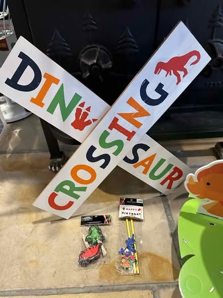 Photo of free 1st birthday dinosaur decoration (New Fairfield, CT) #2