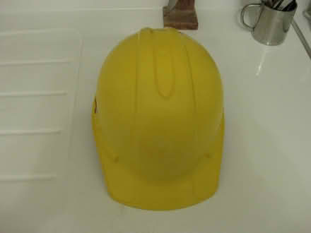 Photo of free Hard hat for safety/construction (Vanier) #3