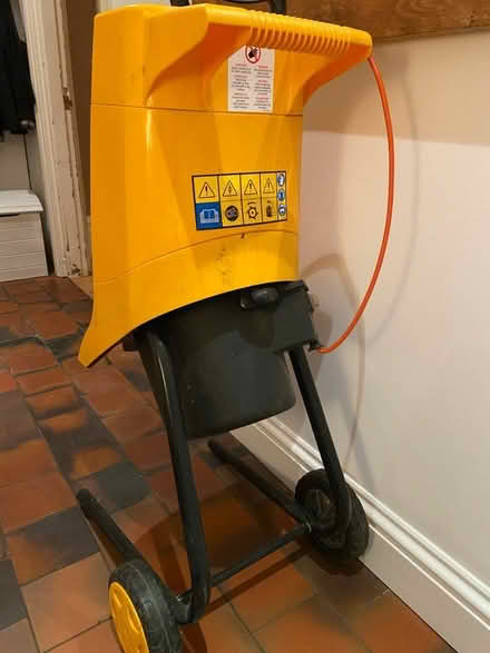 Photo of free Shredder (Hitchin) #3