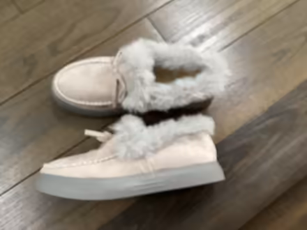 Photo of free New Slippers (Creditview & Brittannia) #1