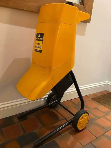 Photo of free Shredder (Hitchin) #2