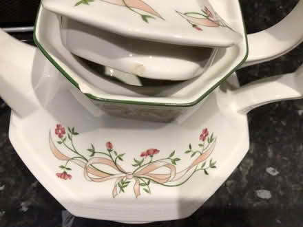 Photo of free Eternal Beau teapot (Ashton OL6) #2
