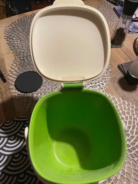 Photo of free OXO composting caddy & liners (NW2) #1