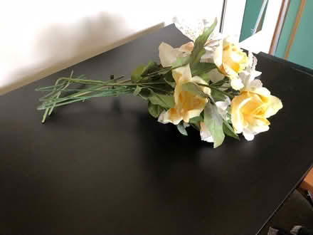 Photo of free Fake flowers (Aldershot GU11) #2