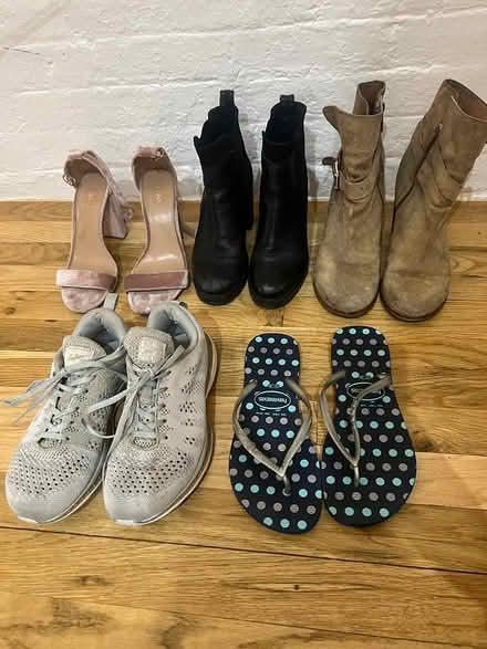 Photo of free Women’s Shoes Size 7 (Soho) #1