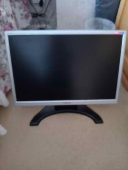 Photo of free PC Monitor (Clapham MK41) #1