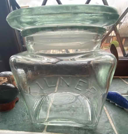 Photo of free Glass kilner jar. (Windlesham GU20) #1
