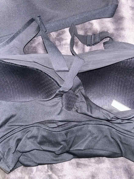 Photo of free Victoriia’s Secert Bras (Sheraden (west end)) #4