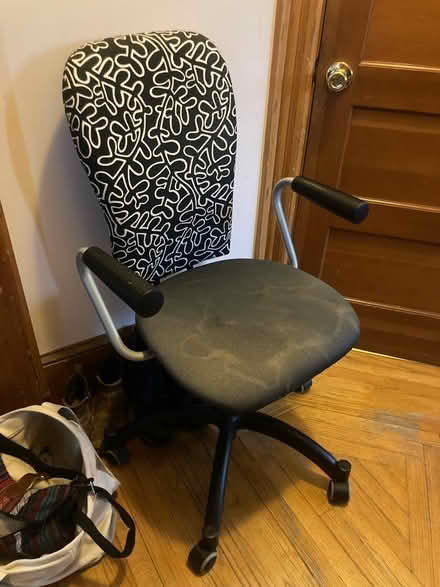Photo of free Desk chair (Teele) #1