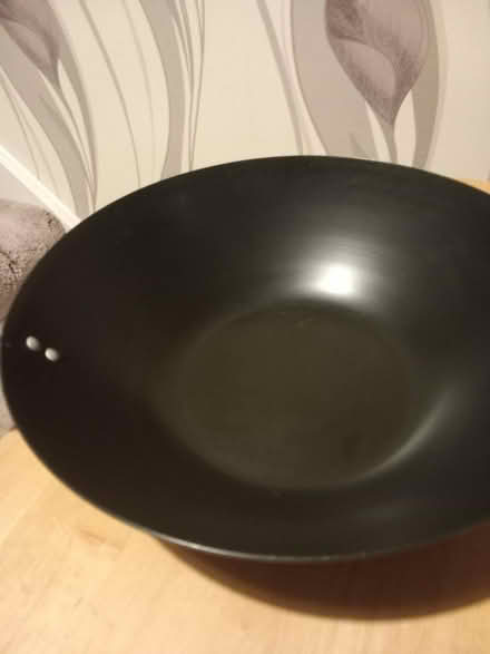 Photo of free Small sized Wok (Belvidere SY2) #1