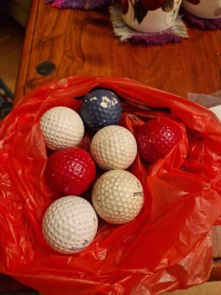 Photo of free practice golf balls (Dunfermline KY12) #1