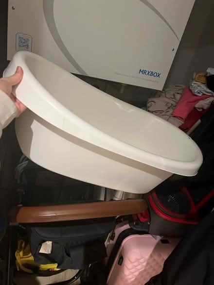 Photo of free Bath for baby (Hounslow buss station) #2