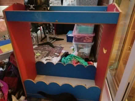 Photo of free Childrens clothes/dressing up rail (Treuddyn CH7) #1