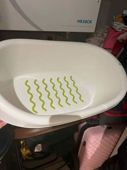 Photo of free Bath for baby (Hounslow buss station) #1