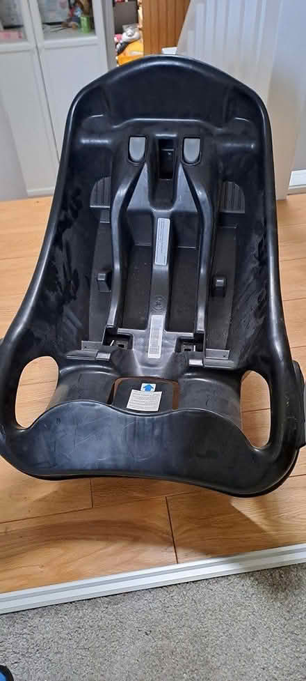Photo of free Graco baby car seat (Southfields SW19) #4