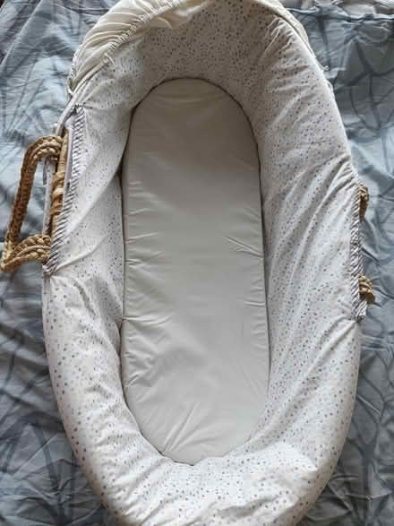 Photo of free Moses basket with mattress (Southbourne) #1