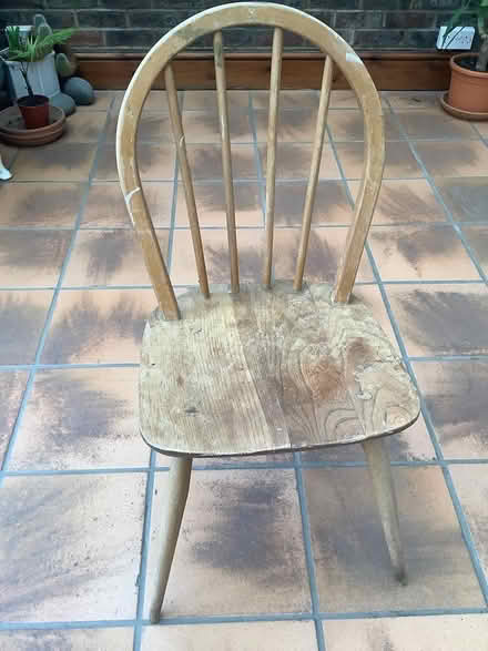 Photo of free wooden chair for upcycling (Croydon) #2