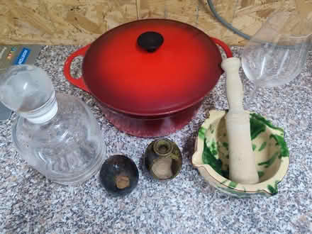 Photo of free Selection kitchen items (Horsham RH13) #1