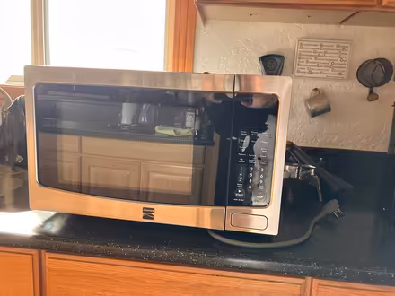 Photo of free Non-working microwave (McKinleyville off School Road) #1