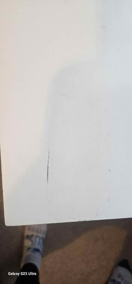 Photo of free White desk (Acton W3) #1
