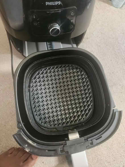 Photo of free Air fryer (Bradville) #3