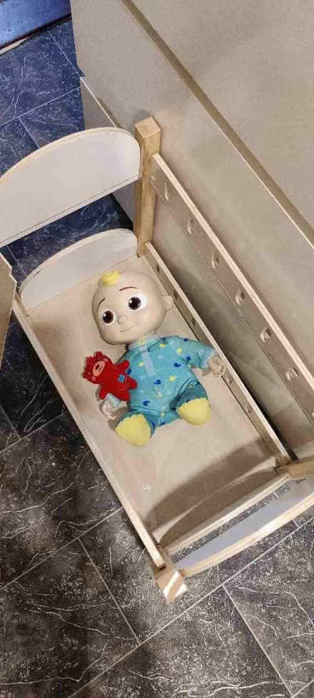 Photo of free Dolly and teddy bunk bed. (Waddon CR0) #1