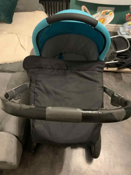 Photo of free Oyster pram (Northenden M22) #1