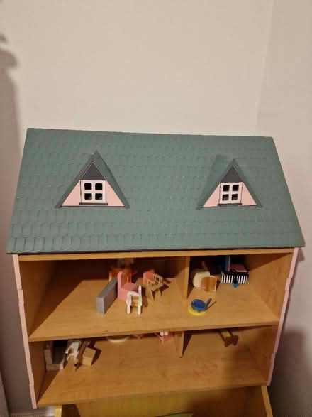 Photo of free Doll house (Halifax HX3) #2