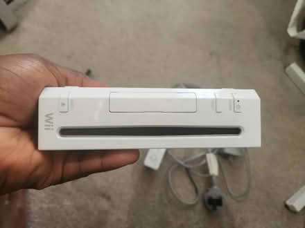 Photo of free Nintendo Wii (Bradville) #1
