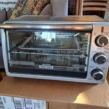 Photo of free Toaster oven Black & Decker (Chelsea 10011) #1
