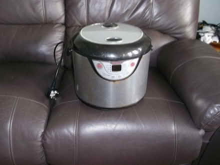 Photo of free Tefal 8 in 1 cooker (KT17 Epsom) #2